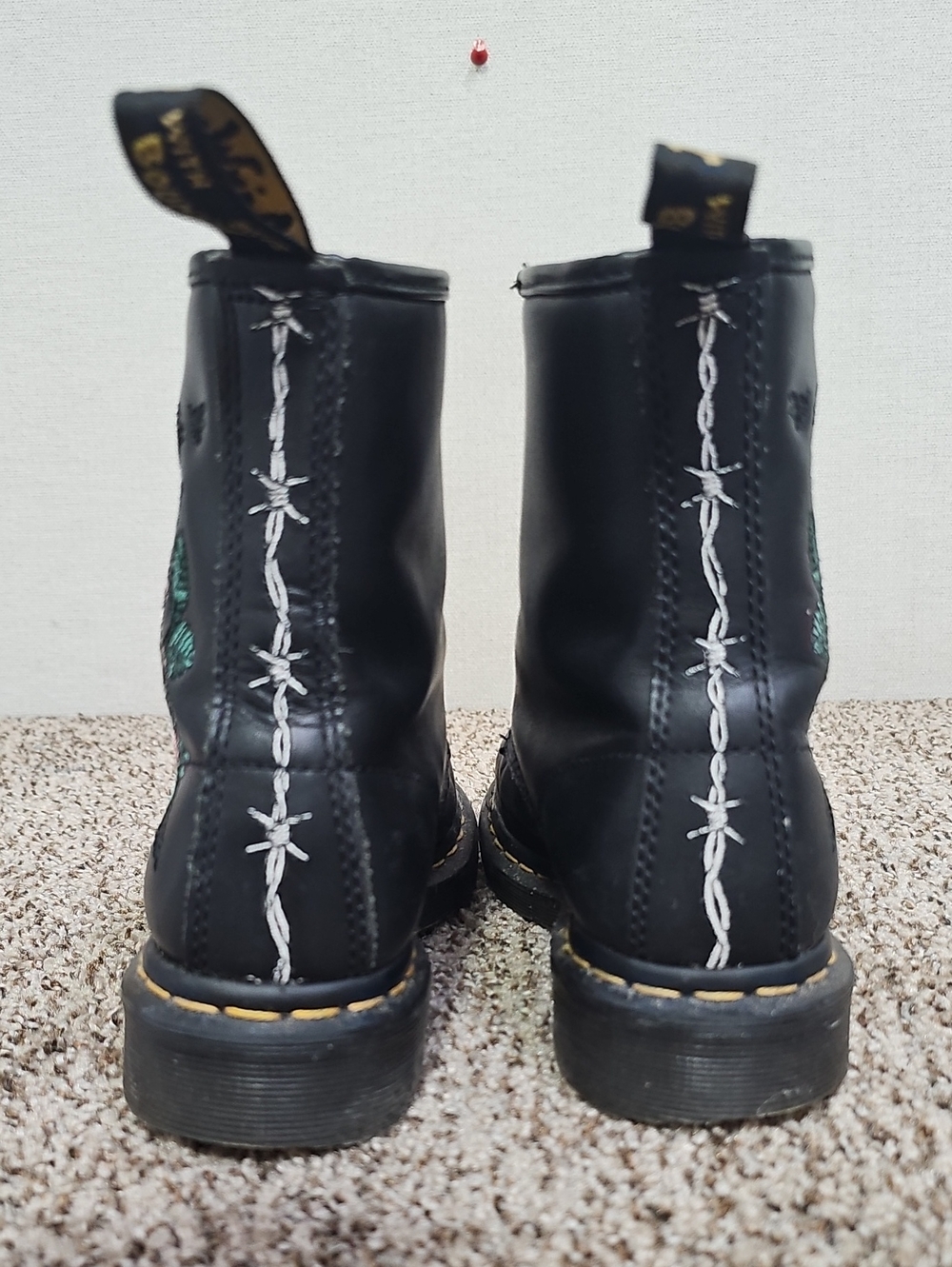 DR. MARTENS VONDA CHAIN II COMBAT BOOTS BFPM-08-076 - Picture 3 of 14